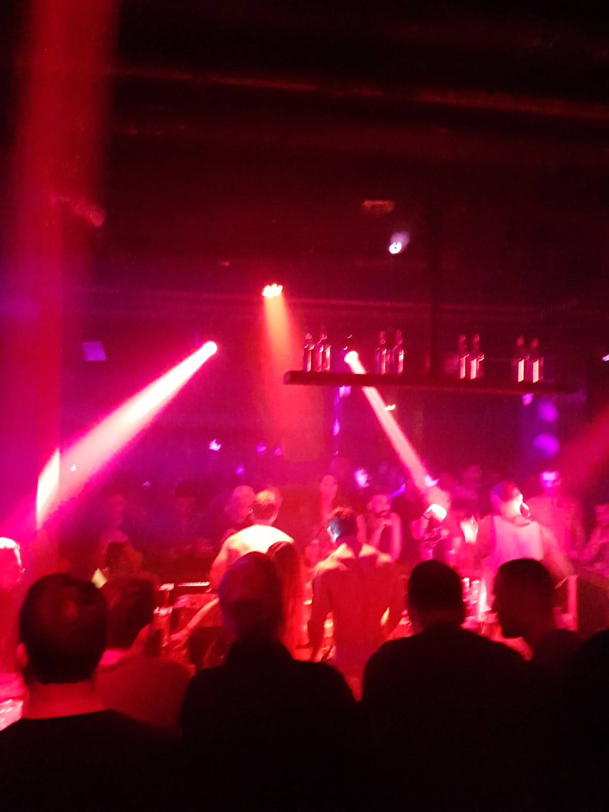 Zizi club