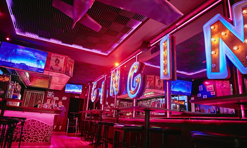 GinGin Gay Queer Bar